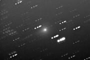 Комета C/2010 X1 (Еленина) не представляет для Земли никакой опасности
