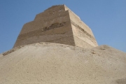 Пирамиды – скрытая угроза человечеству