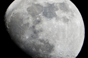 Кандидат в президенты США Ньют Гингрич пообещал лунную базу к 2020 году