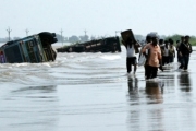 Мощное наводнение в Индии унесло жизни, по меньшей мере, 62 человек
